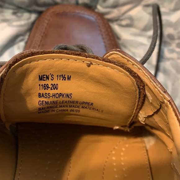 Men’s lace up dress shoes - Picture 3 of 5